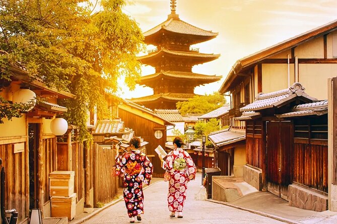 Kyotos Recommended Ramen Tour & Nishiki Market Tour - Accessibility and Mobility