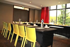 Kyriad Charleville Mezieres - Policies and Important Information