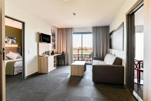 Kyriad Prestige Residence & Spa Cabourg-Dives-sur-Mer - Location Highlights