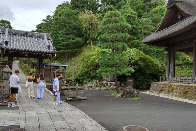 Learning History of Kamakura in Depth With a Certified Guide - Uncovering Kamakuras Natural Wonders