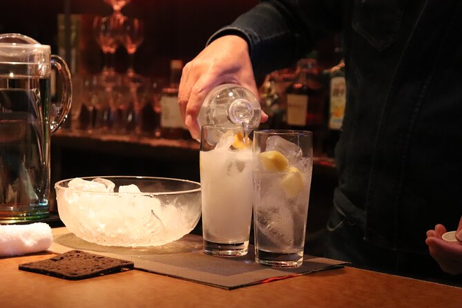Local Nightlife Tour With Oma Maguro Fisherman - Sushi Set and Drinks at Isobune