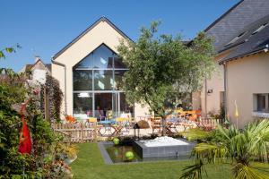 Logis Hotel Ô in Color - Booking Information