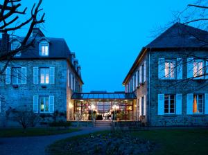 Logis Hotel Restaurant Auberge De La Sélune - Booking Your Stay