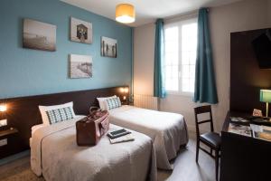 Logis Hotel Restaurant De La Poste - Dining Experience and Cuisine Options