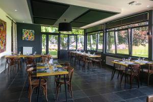 Logis Hotel & Restaurant of the Aerodrome of the Bay of Somme - Dining Options