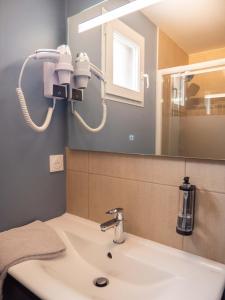 Logis Hotels Le Saint Pierre - Guest Reviews and Experiences