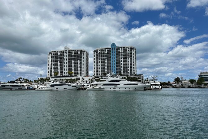 Millionaire Homes Miami Favorite Boat Cruise - Customer Experiences and Reviews