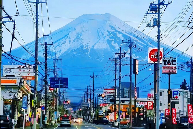 Mt Fuji Lake Kawaguchi and Yamanaka Hot Spring Day Tour in Tokyo - Start Time and Gathering Location
