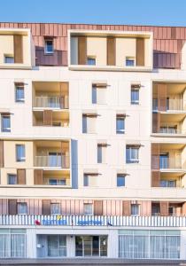 Nemea Appart Hotel Quai Victor Tours Center - Nearby Attractions and Location Highlights