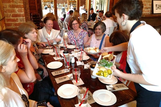 New Orleans Garden District Food, Drinks & History Walking Tour - Traveler Reviews