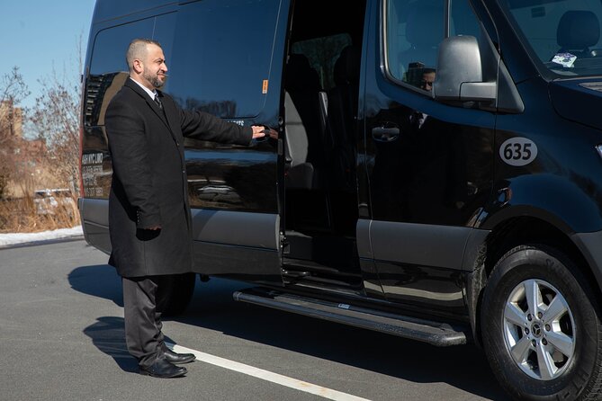 New York City Airport Arrival Transfer by Sprinter LGA JFK EWR - Pickup and Drop-off Procedures