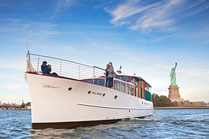 New York City Sunset Sightseeing Cruise From Chelsea Piers - Stunning Sunset Views of Manhattans Skyline
