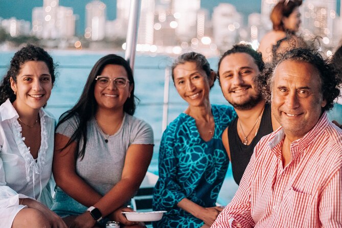 Oahu, Waikiki Sunset Catamaran Boat Tour - Customer Reviews