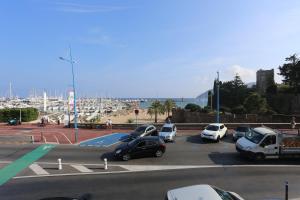 OSullivans Bar and Hotel - Guest Reviews and Ratings