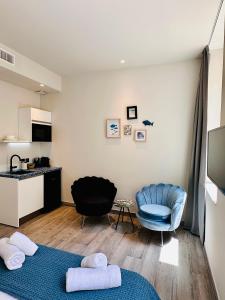 PARADISE Earth & Sea - Location and Accessibility