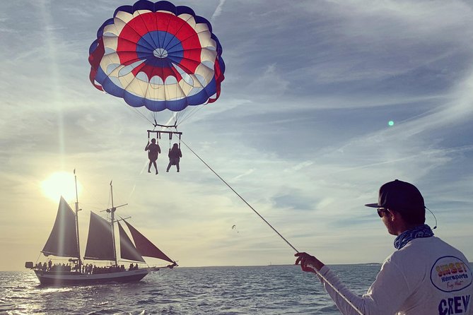 Parasailing at Smathers Beach in Key West - Breathtaking Views From the Skies