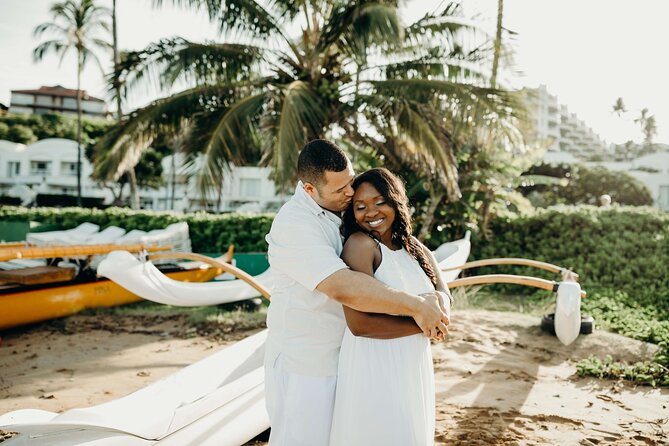 Private Vacation Photography Session With Local Photographer in Maui - High-Quality Images Delivered to You