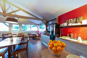 Quality Hotel Clermont Kennedy - Room Types and Family Accommodation