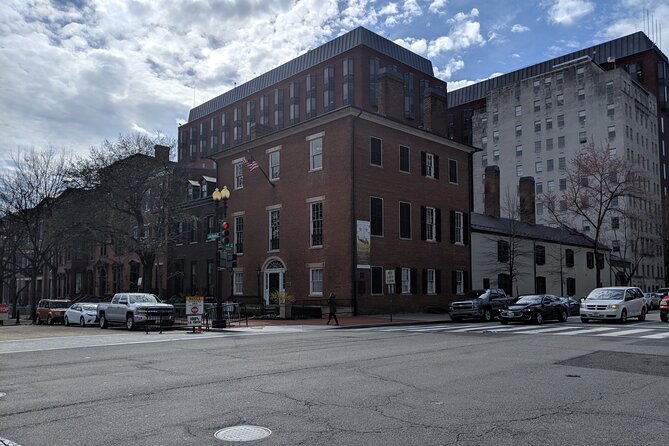 Residences of the Presidentses Walking Tour: Lafayette Square & Foggy Bottom - Unique Historical Stories