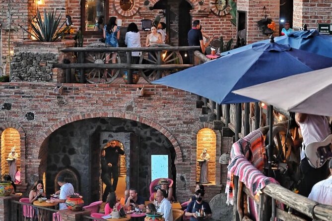 San Diego >>Valley of Guadalupe/Four Fours/Sky Vineyard - Embracing Local Culture and Community