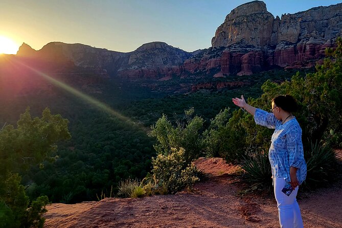 Sedona Scenic Sunset Tour - Semi Private! - Health and Accessibility Considerations