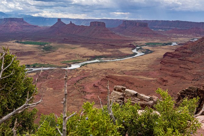 Self Guided Backcountry Jeep Adventure - Navigating the Backcountry Trails