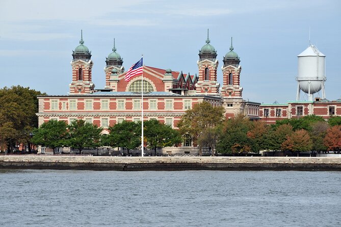 Statue of Liberty & Ellis Island Guided Tour With Ferry Transfers - Accessibility and Special Considerations