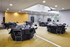 Sure Hotel by Best Western Nantes Beaujoire - Policies and Regulations