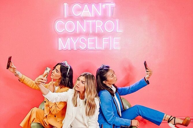 Texas Selfie Museum, All Day VIP Pass - Unique Visitor Experience