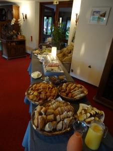 The Cascade - Booking Information