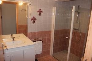 The Field of Lilies - Activities and Attractions Nearby