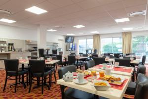 The Originals City, Hotel Acadine, Pont-Audemer - Activities and Nearby Attractions