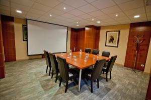 The Originals City, Hotel Ascotel, Lille East Grand Stadium - Room Types and Features