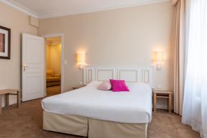 The Originals City, Hotel Chantecler, Le Mans - Exploring Le Mans and Nearby Attractions