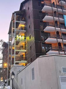 Travelski Home Select - Residence & Hostel Yoonly & Friends - Policies and House Rules