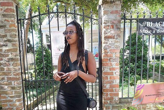 True Crime, Whores and Gore FQ Walking Tour - Accessibility for All Participants