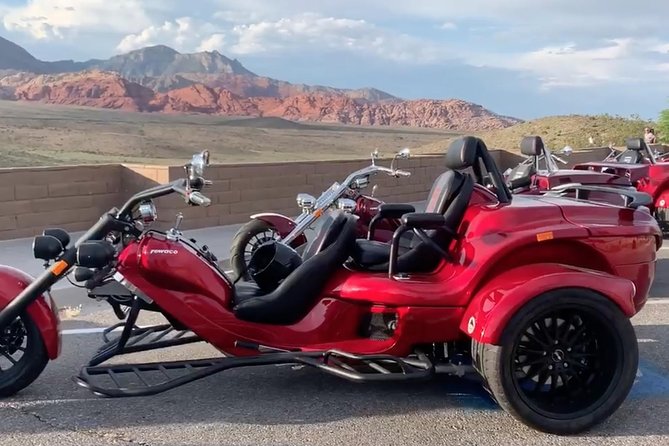 Vegas Strip and Red Rock Canyon Guided Trike or Slingshot Tour - Guided Tour and Personalized Experience