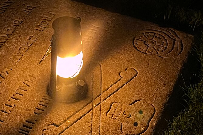 Walking Ghost Tour Through Newport RI - Blending History and Ghost Stories