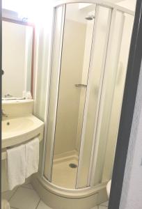 Welcomotel Beauvais Airport - Check-in and Check-out Policies