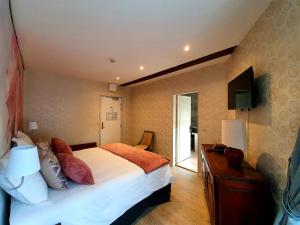 White Cross of Sologne - Amenities and Services