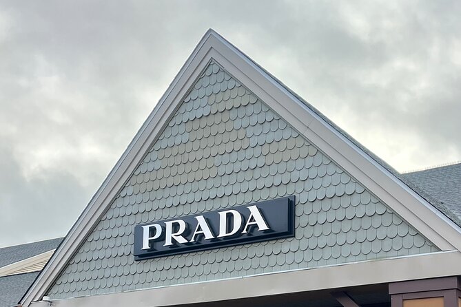 Woodbury Common Shopping Experience With Private Driver-Guide - Accessibility Features