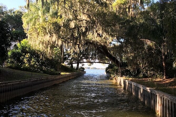 2 Hour Historical Wildlife Tour of the Chain of Lakes - Guest Experience and Highlights