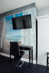 Admiralty - Booking Information and Policies