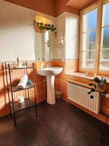 Auberge De Chanteuges - Location and Accessibility
