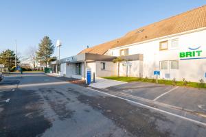 Brit Hotel Caen Nord - Memorial - Booking Information