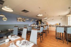 Brit Hôtel Confort - The White Tower - Booking Information and Reservation Process