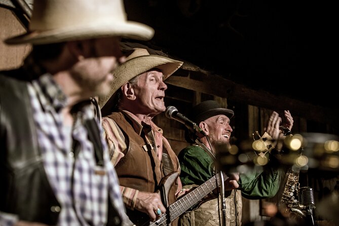 Chuck Wagon Supper & Western Stage Show at Blazin M Ranch Ticket - Feedback and Reviews