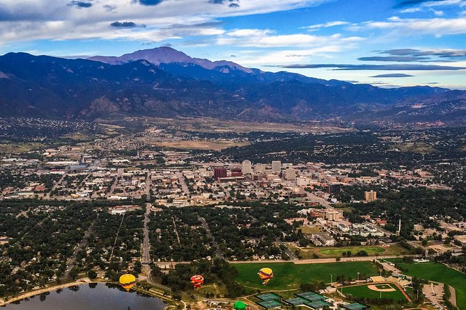 Colorado Springs Sunrise Balloon Ride - Navigating the Sunrise Panorama