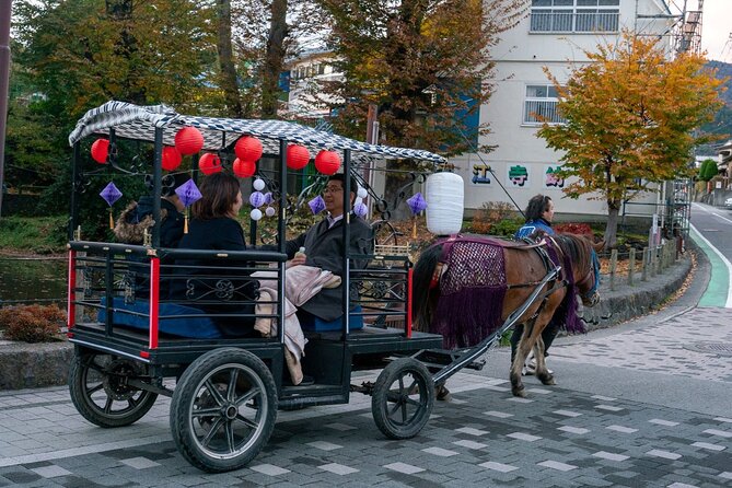 Cosy Horse Carriage Ride With Snowy Mt. Fuji Views - Capturing Memories With Your Loved Ones