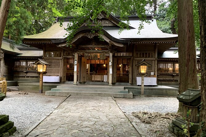 Day Trip to Mythical Takachiho From Fukuoka by Shared Mini Bus - Culinary Delights and Refreshments